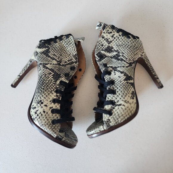 Snake Skin Bootie "NEW" - Picture 10 of 16